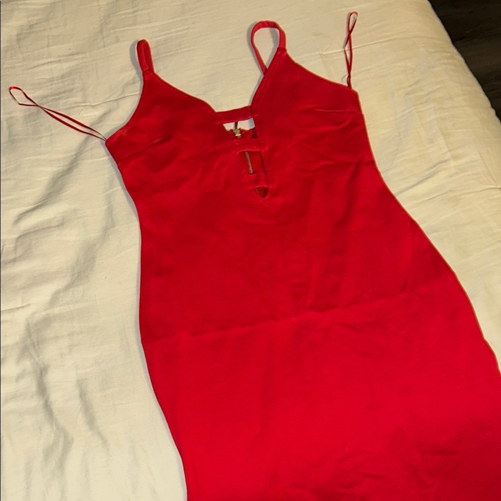 Red Sleeveless Dress